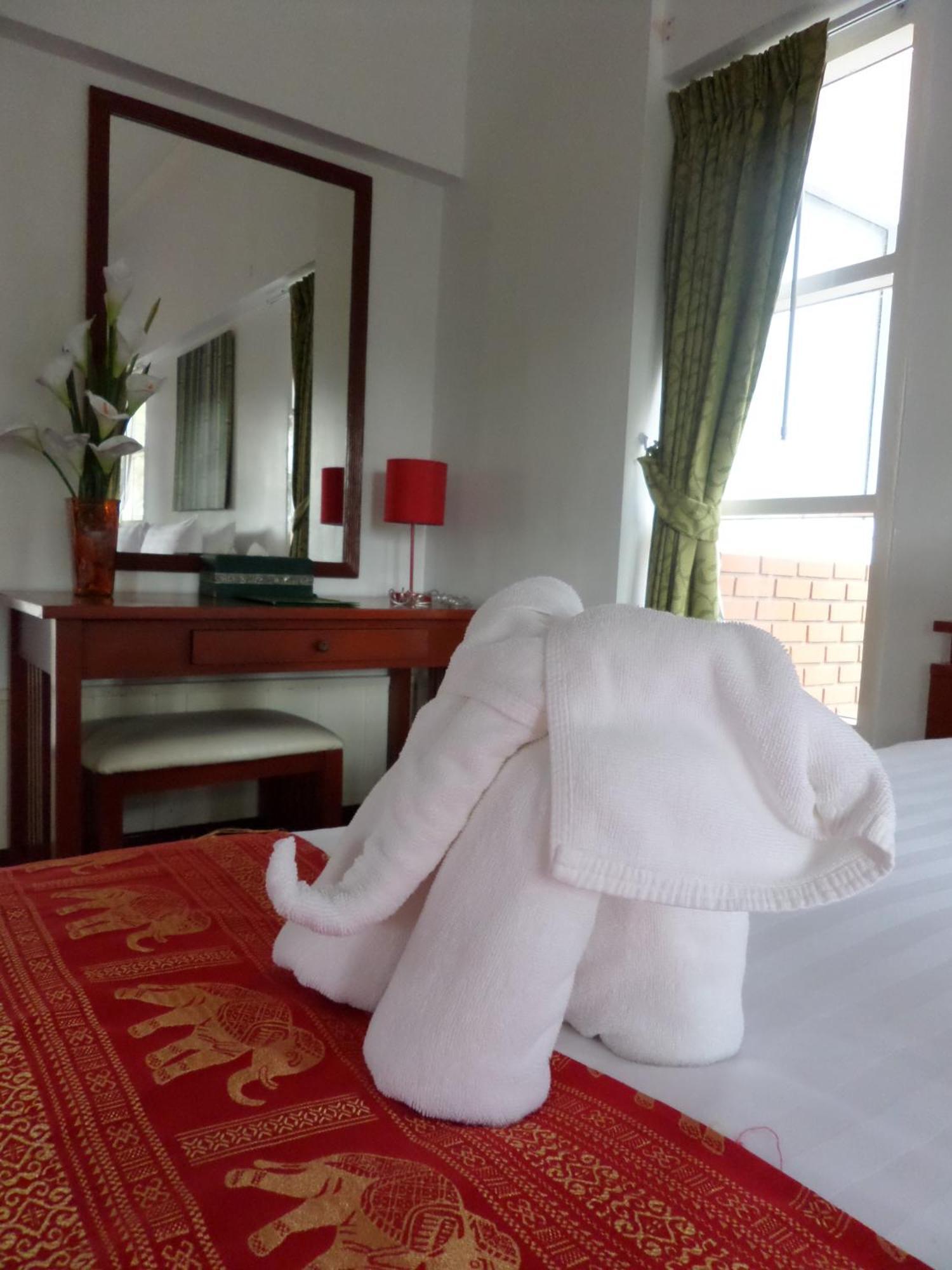 Sappraiwan Elephant Resort & Sanctuary Kaengsopha Cameră foto
