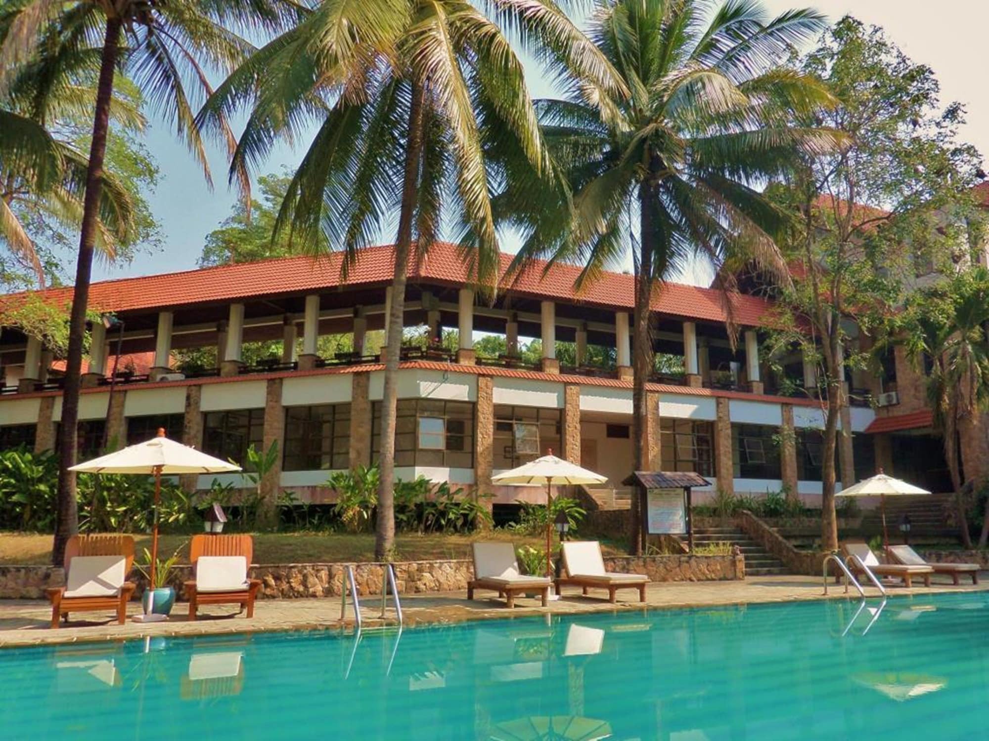 Sappraiwan Elephant Resort & Sanctuary Kaengsopha Exterior foto